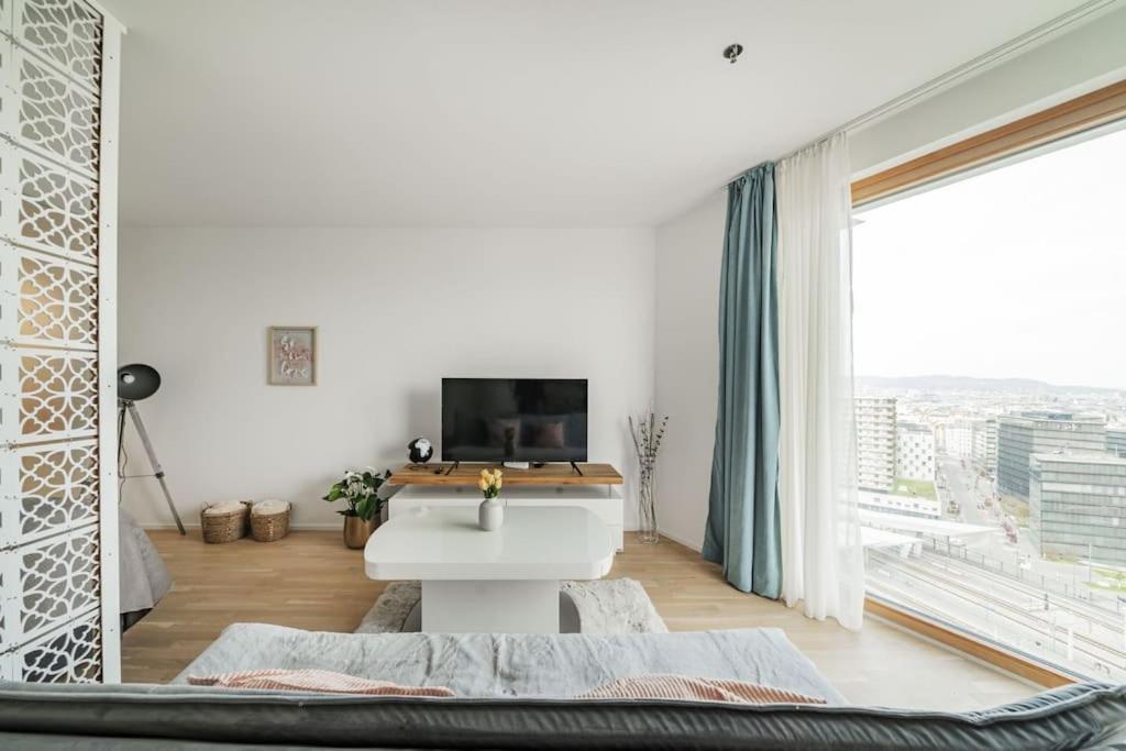 City Sky Studio Mit Balkon Viyana Dış mekan fotoğraf